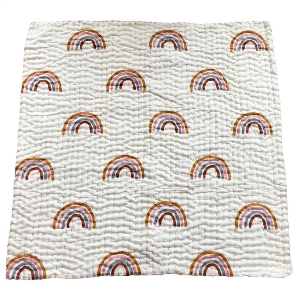 ⭐️ BOGO ⭐️ HP-Over the Rainbow Kantha Baby Quilt - Picture 1 of 8